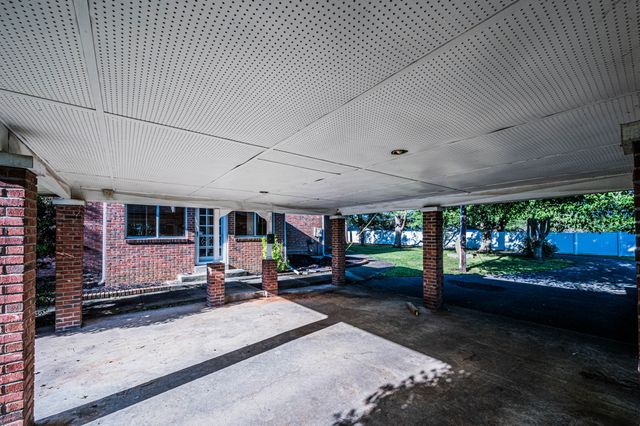 1800 Plano Rd, Bowling Green, KY 42104