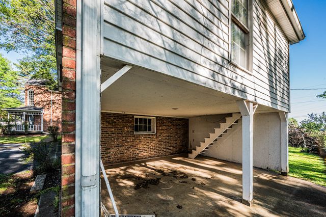 1800 Plano Rd, Bowling Green, KY 42104
