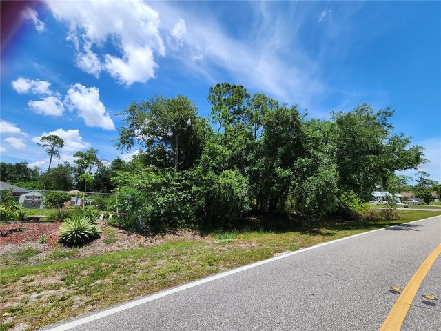 18308 WINTERGARDEN AVENUE, Port Charlotte, FL 33948