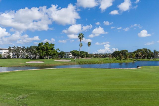2304 Lucaya Lane G1, Coconut Creek, FL 33066