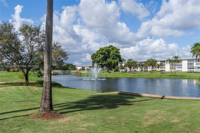 2304 Lucaya Lane G1, Coconut Creek, FL 33066