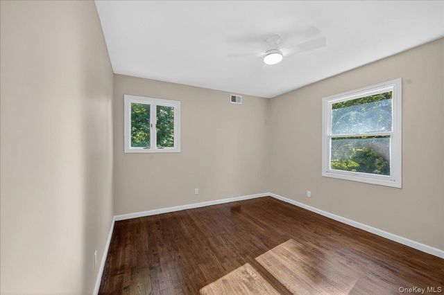 375 Old Willets Path, Hauppauge, NY 11788