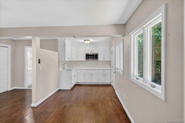 375 Old Willets Path, Hauppauge, NY 11788
