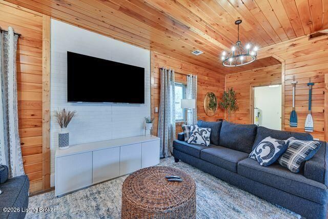 369 Reynolds Rd, Bee Spring, KY 42207