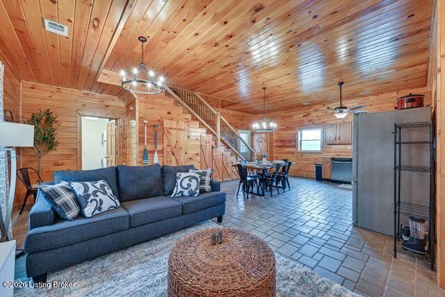 369 Reynolds Rd, Bee Spring, KY 42207