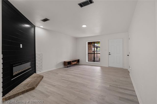 9506 Berry Lane, Hackett, AR 72937