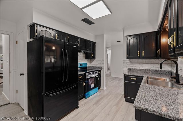 9506 Berry Lane, Hackett, AR 72937