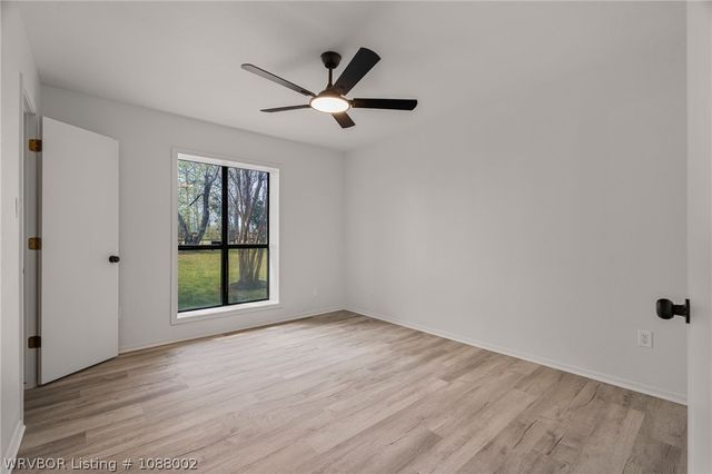 9506 Berry Lane, Hackett, AR 72937