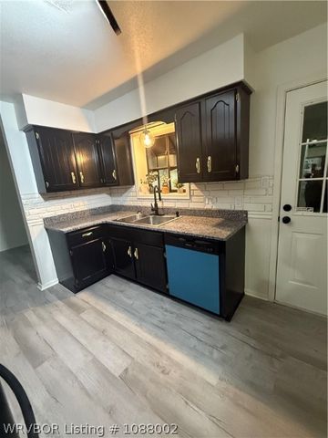 9506 Berry Lane, Hackett, AR 72937