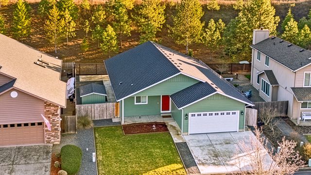223 Cedar Brook Lane, Cave Junction, OR 97523
