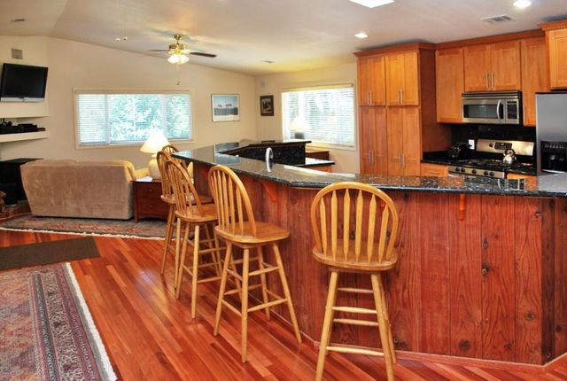 22610 Valley View Drive, Hayward, CA 94541