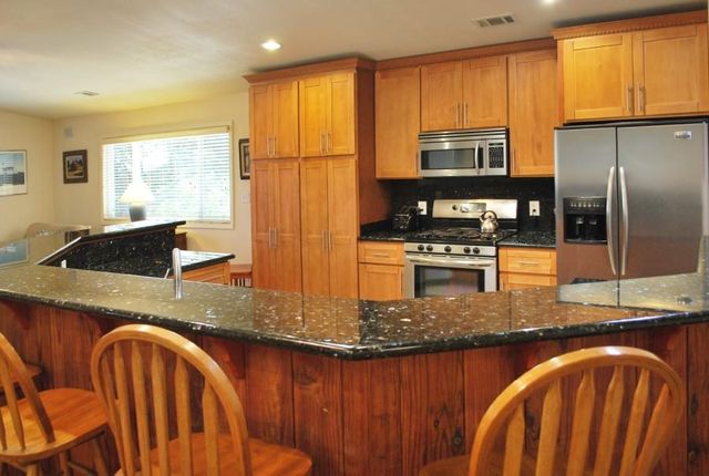 22610 Valley View Drive, Hayward, CA 94541
