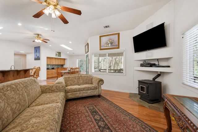 22610 Valley View Drive, Hayward, CA 94541