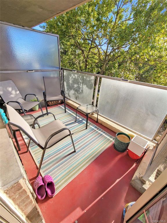 971 Jerome Street 4L, Brooklyn, NY 11207