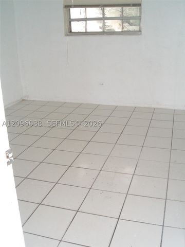 9760 SW 184th St 17B, Cutler Bay, FL 33157