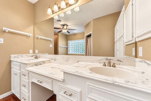 4030 Larkspur Street, Alvin, TX 77511