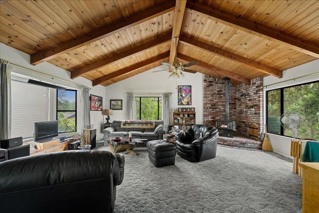 3951 Jacobus Dr, Garden Valley, CA 95633
