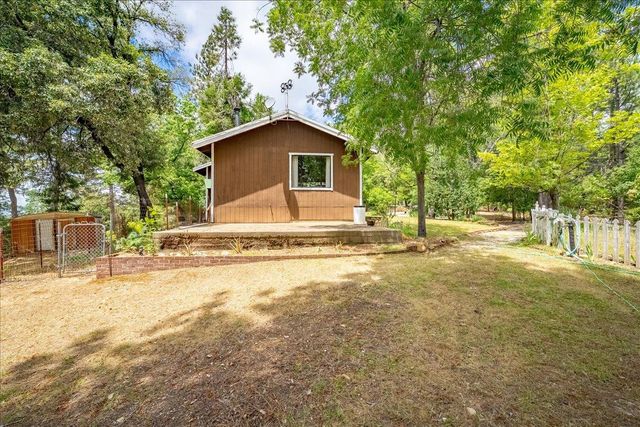 3951 Jacobus Dr, Garden Valley, CA 95633
