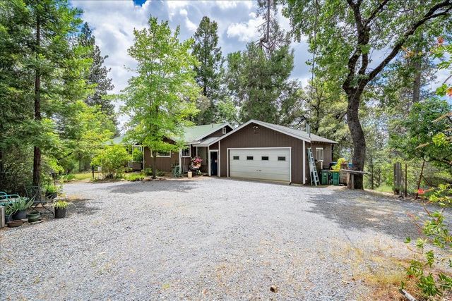 3951 Jacobus Dr, Garden Valley, CA 95633