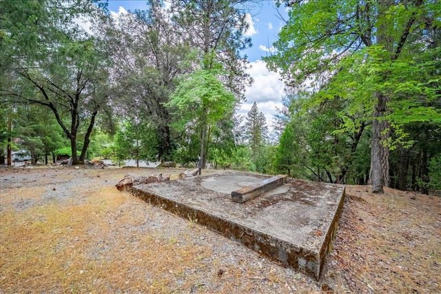 3951 Jacobus Dr, Garden Valley, CA 95633