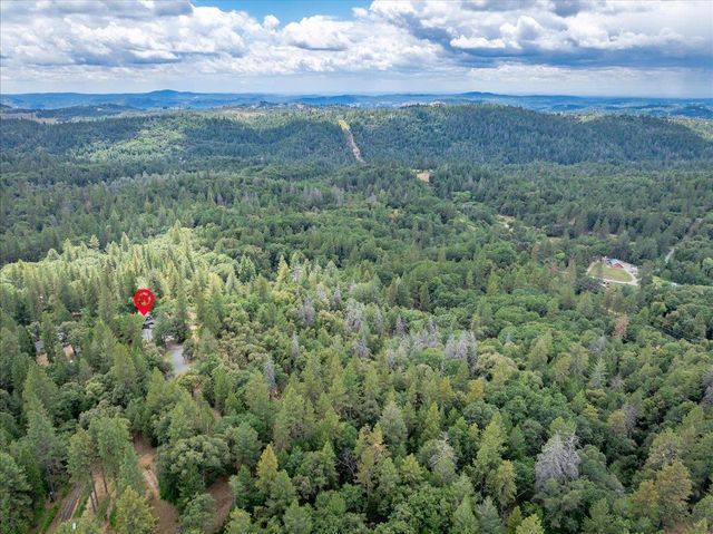 3951 Jacobus Dr, Garden Valley, CA 95633
