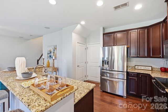 2450 Alyssa Lane, Charlotte, NC 28208