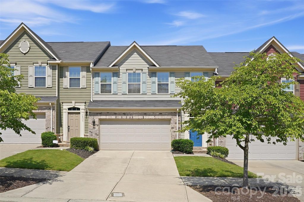 2450 Alyssa Lane, Charlotte, NC 28208