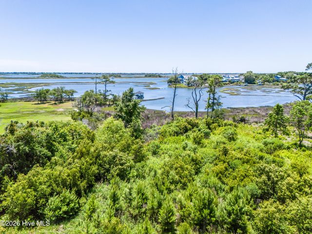 00 E Windward Landing Place, Hampstead, NC 28443