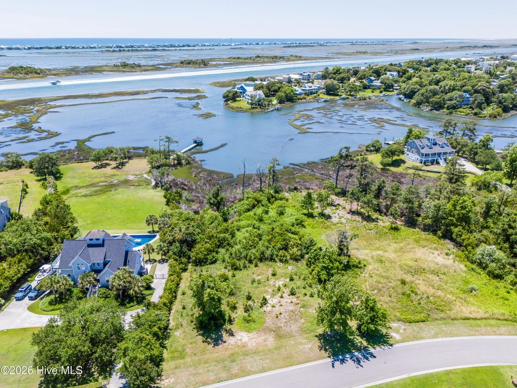 00 E Windward Landing Place, Hampstead, NC 28443