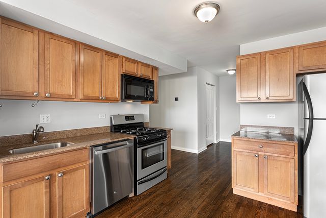 7616 N Marshfield Avenue 510, Chicago, IL 60626