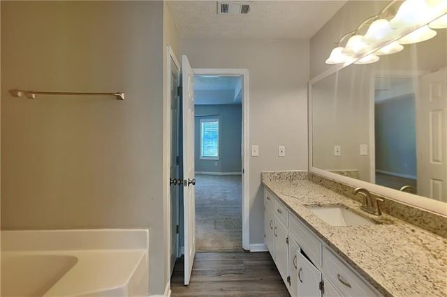 1395 Chalet Circle, Lawrenceville, GA 30043