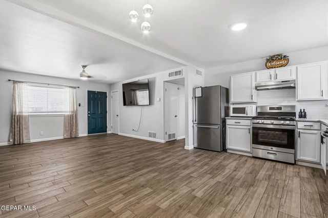 5720 SUN VALLEY Drive, El Paso, TX 79924