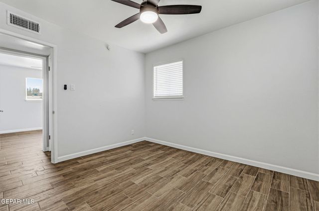 5720 SUN VALLEY Drive, El Paso, TX 79924