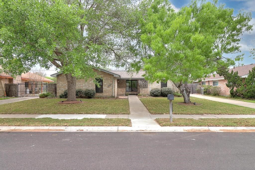 3121 Seafoam Dr, Corpus Christi, TX 78418