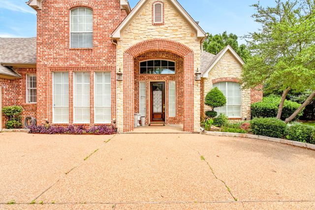 865 Thomas Crossing Drive, Fort Worth, TX 76028