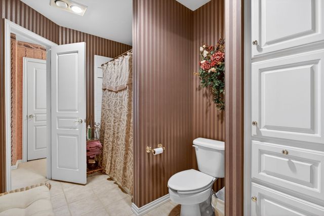 865 Thomas Crossing Drive, Fort Worth, TX 76028