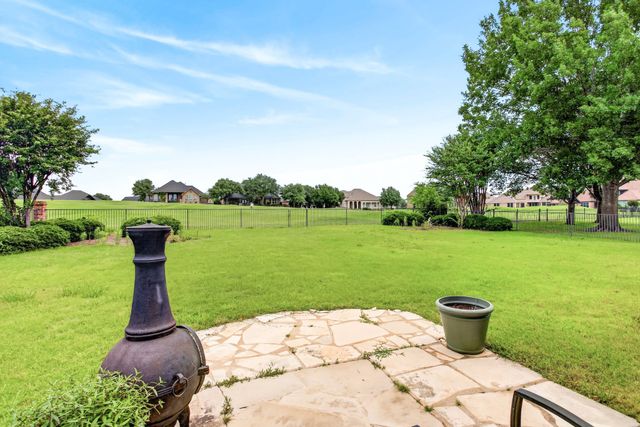 865 Thomas Crossing Drive, Fort Worth, TX 76028