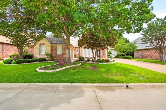 865 Thomas Crossing Drive, Fort Worth, TX 76028