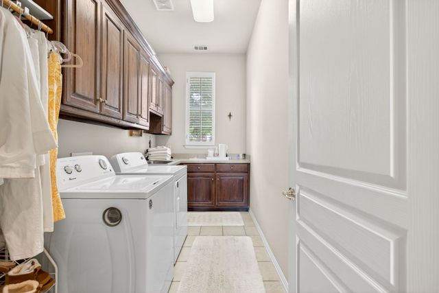 865 Thomas Crossing Drive, Fort Worth, TX 76028