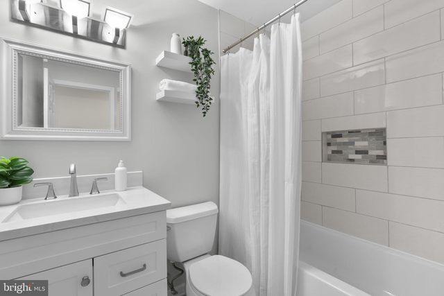 6968 SUNFLECK ROW, Columbia, MD 21045