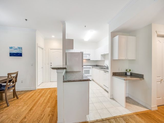 3400 Welborn Street 217, Dallas, TX 75219