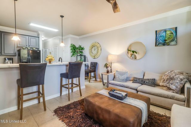 1515 E Beach Boulevard, 117, Pass Christian, MS 39571