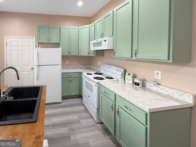 223 Schell Avenue, Macon, GA 31217