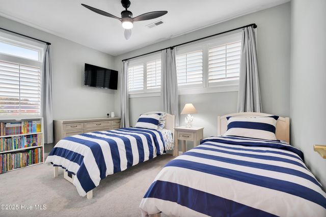 120 Inlet Point Drive, Wilmington, NC 28409