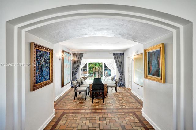 940 Hollywood Blvd, Hollywood, FL 33019