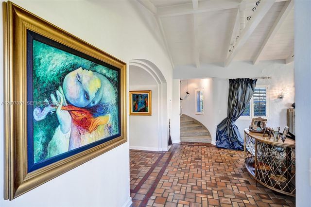 940 Hollywood Blvd, Hollywood, FL 33019