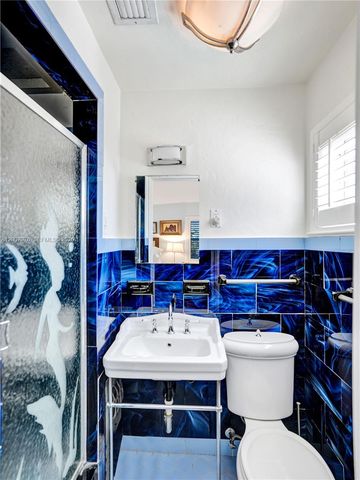 940 Hollywood Blvd, Hollywood, FL 33019