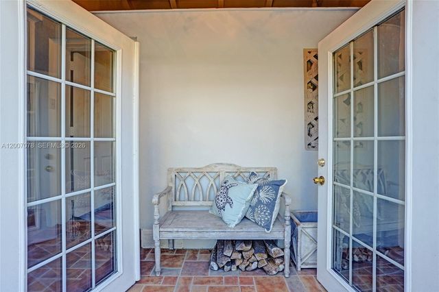 940 Hollywood Blvd, Hollywood, FL 33019