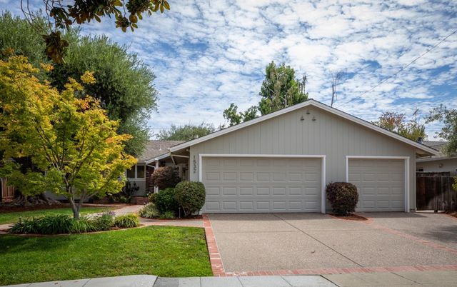 1532 Bedford Avenue, Sunnyvale, CA 94087