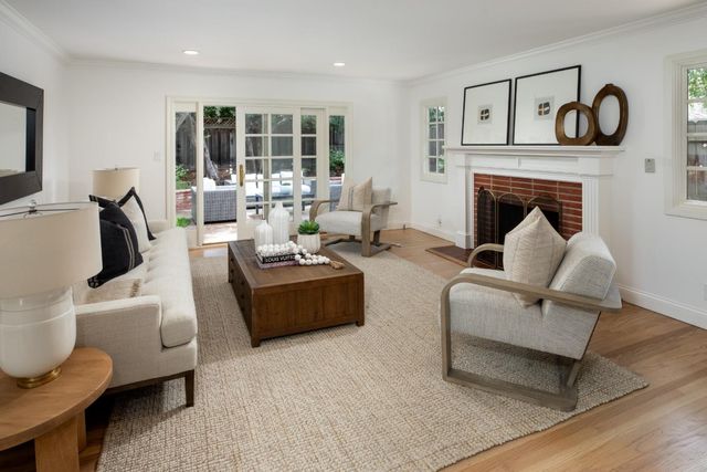 1532 Bedford Avenue, Sunnyvale, CA 94087